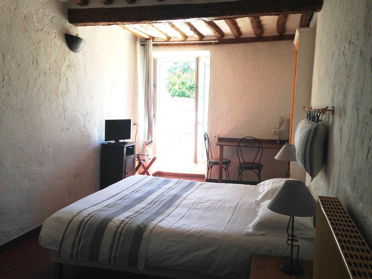 Caffe Riviera Aparthotel Cagnes-sur-Mer Bagian luar foto