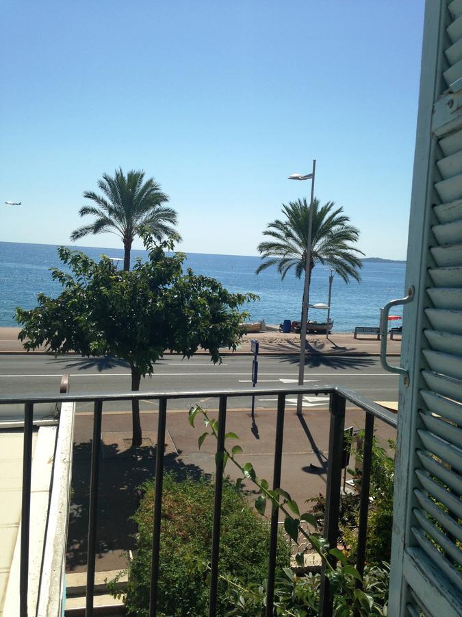 Caffe Riviera Aparthotel Cagnes-sur-Mer Bagian luar foto