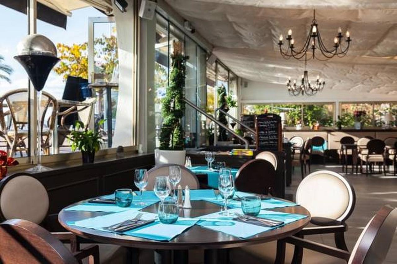 Caffe Riviera Aparthotel Cagnes-sur-Mer Bagian luar foto
